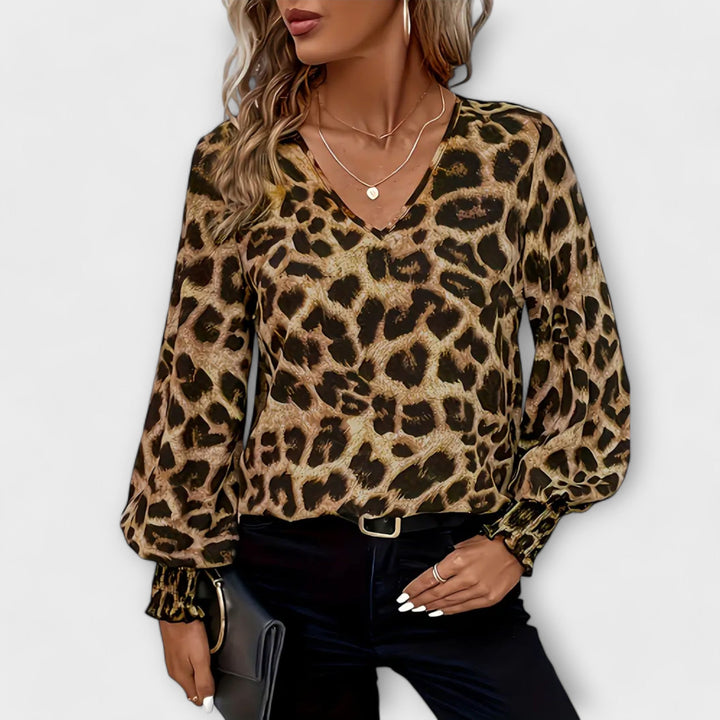 Stilfuld bluse med leopardprint
