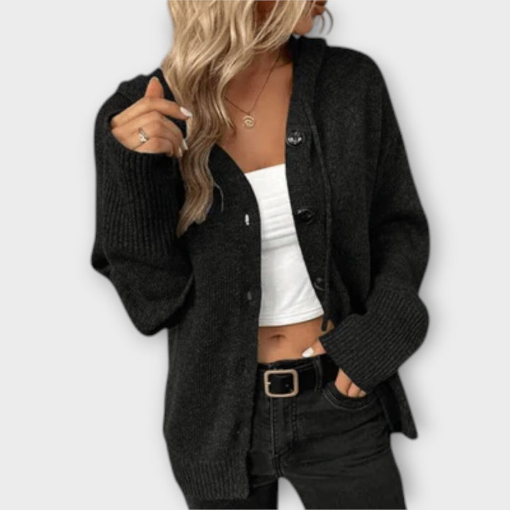Anette – Strikket cardigan med knapper