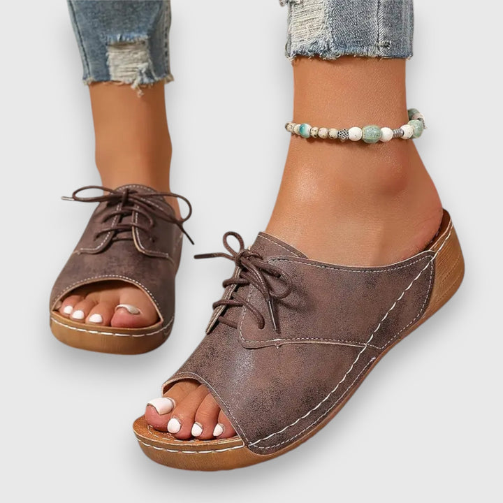 Lone – Sandaler i vintage-stil